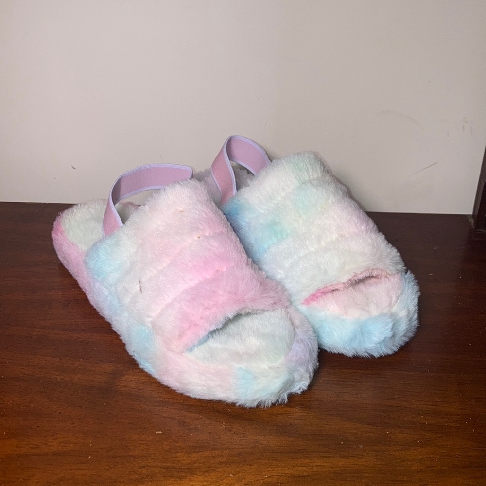 Tie dye slippers